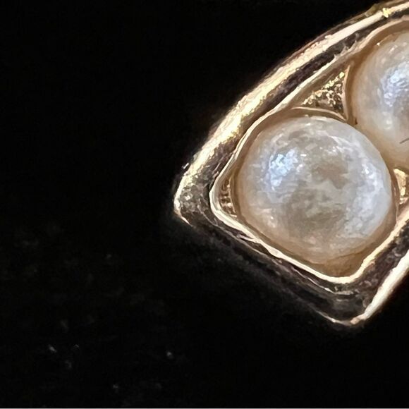Chanel
2021 Faux Pearl 'Coco' CC Brooch - Picture 7 of 7